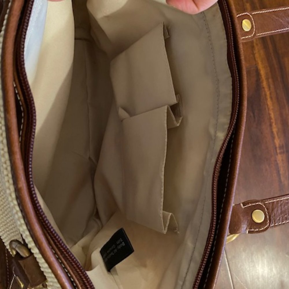 Giani Bernini faux leather trim handbag - Picture 4 of 6